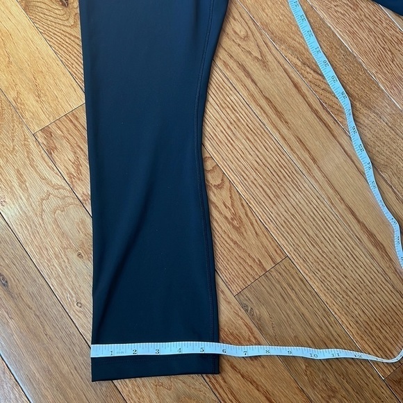 NWOT Nike Dri-Fit Power Pocket High Intensity Training Cropped Legging Black - Picture 15 of 15